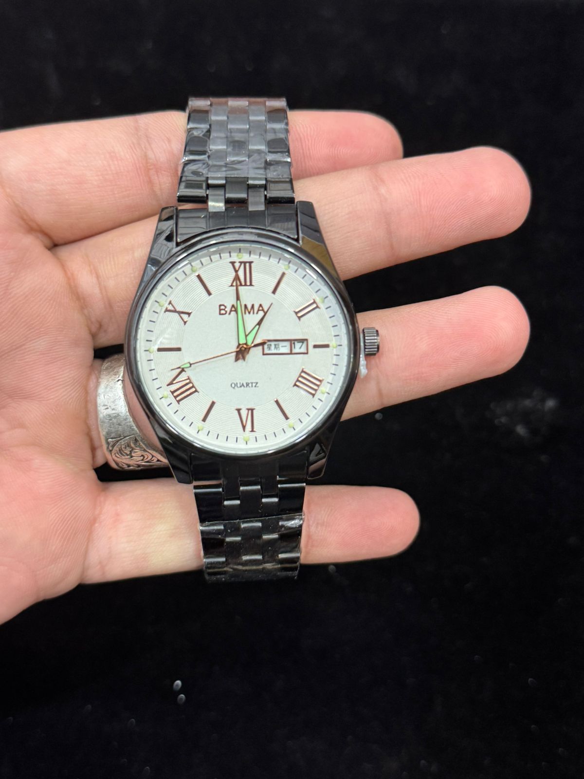 Baima Quartz Stainless Steel Wristwatch With Roman Numerals And Day Date Display | Black With Black Dial