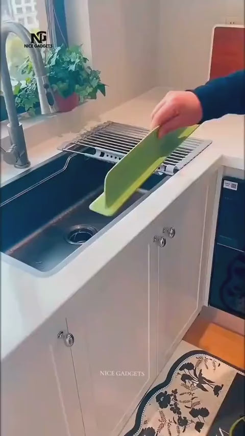 Reusable Silicone Sink Splash Guard – Waterproof Kitchen & Bathroom Sink Protector
